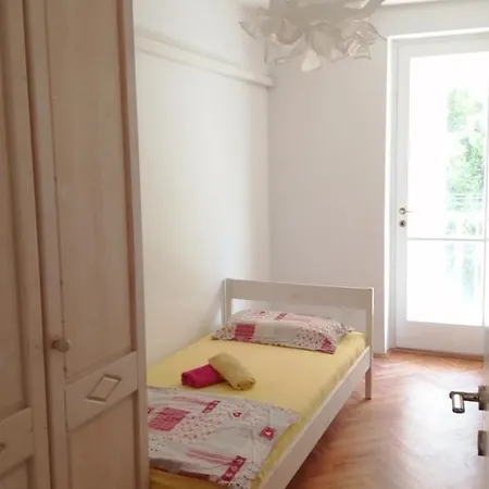 House Perla With Garden And Parking *