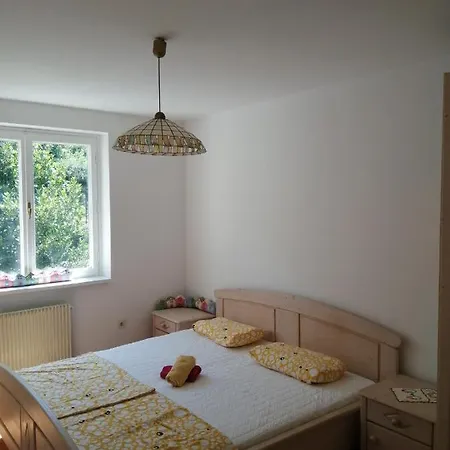 House Perla With Garden And Parking